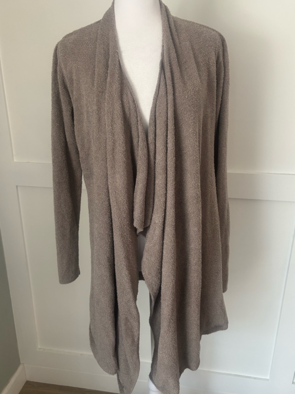 Barefoot Dreams Taupe Open-Front Draped Cardigan size S/M in great condition